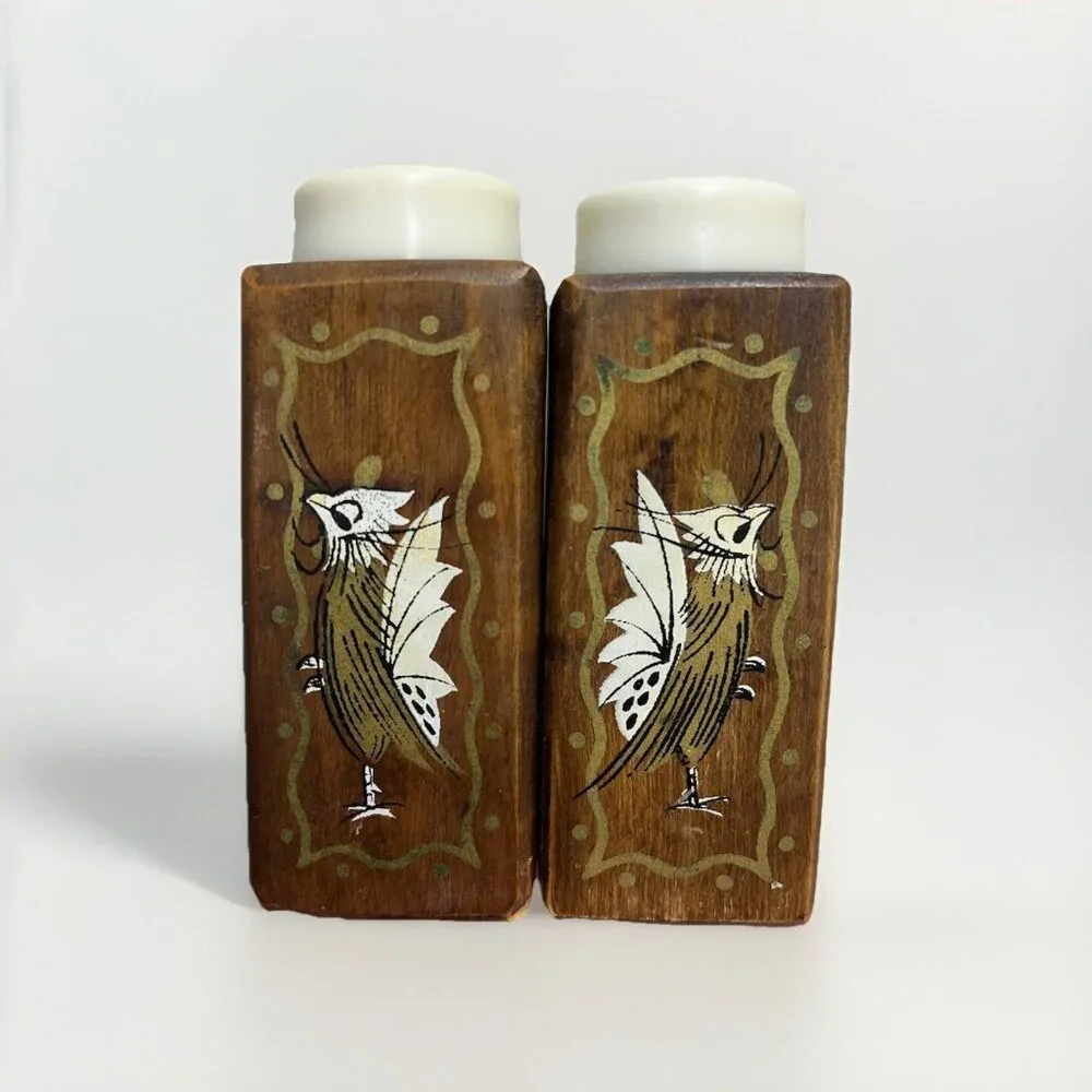 Salt And Pepper Shakers Mid Century Modern Bird Rooster Handpainted Japan Wood